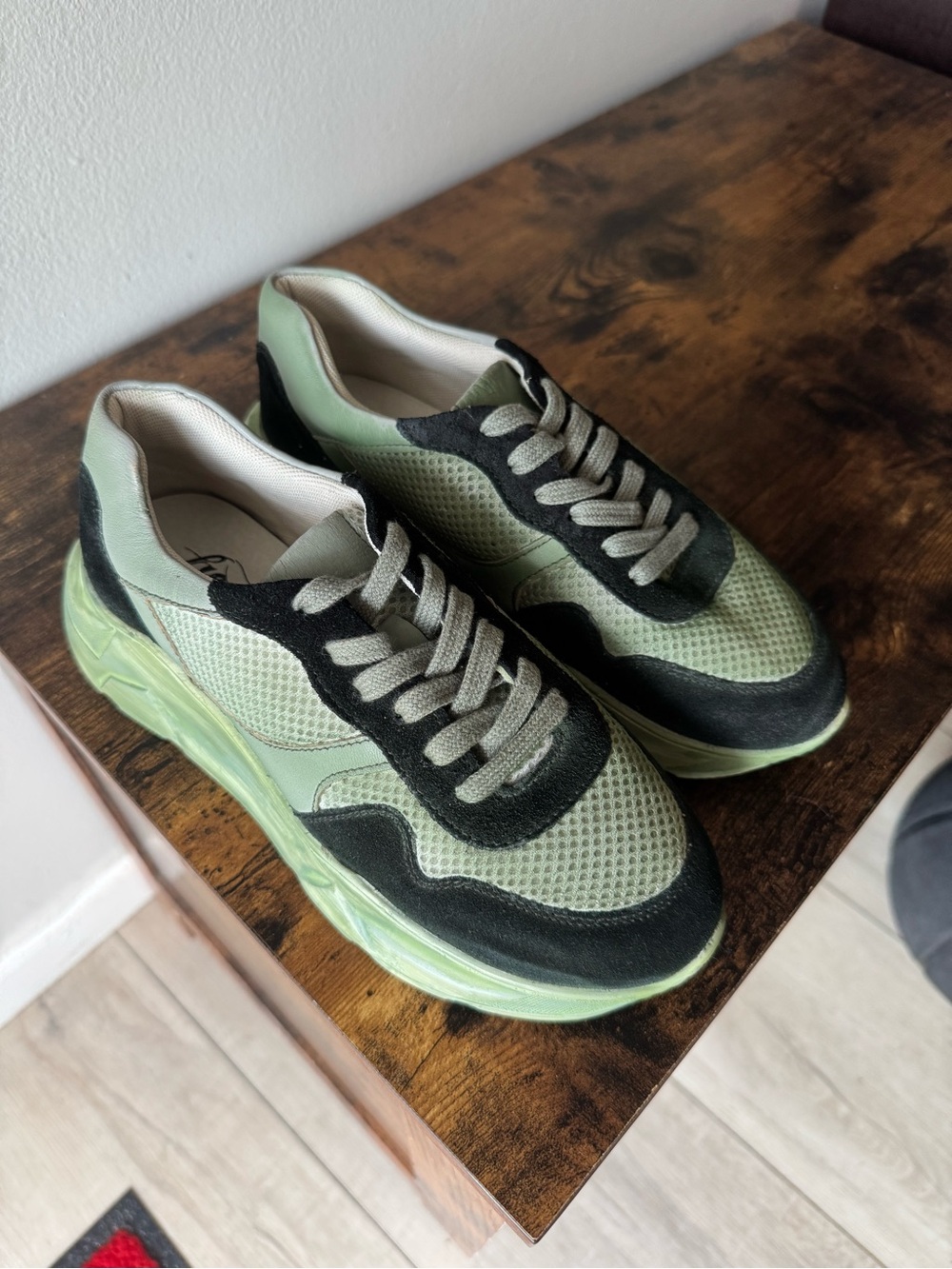 Free People Let’s Wander Washed Sneaker Olive Green EU 36 US 5.5/6